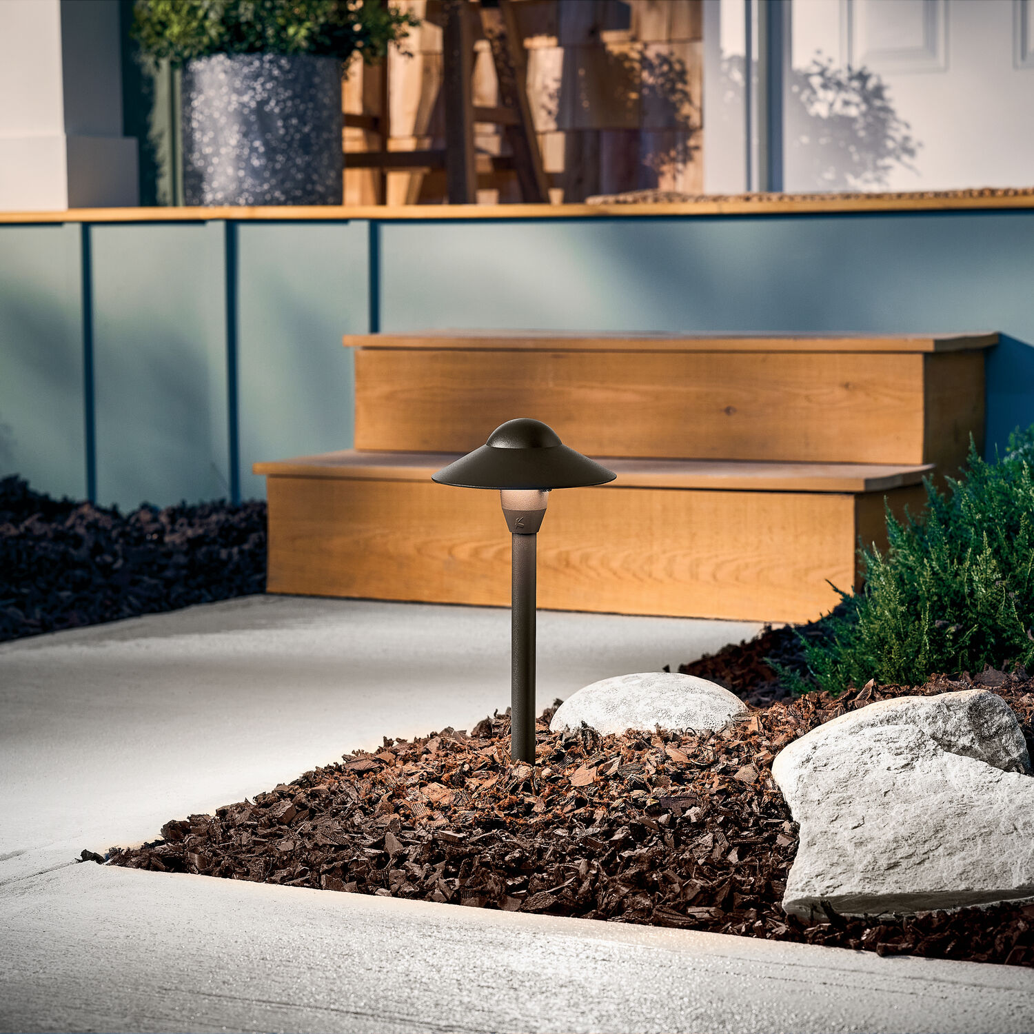 Independence Textured Architectural Bronze Landscape 12V Accessory