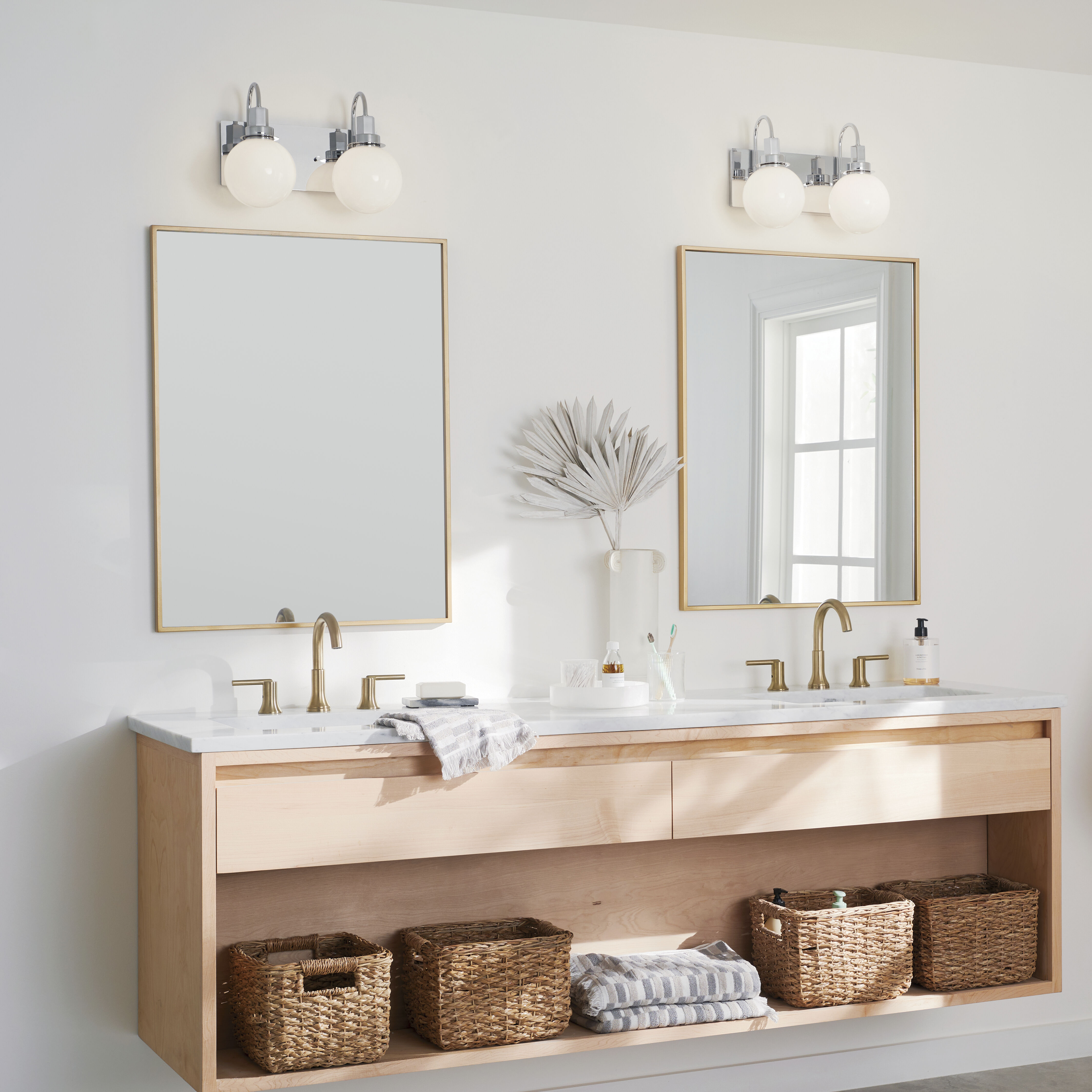 Vanity wall fixture best sale