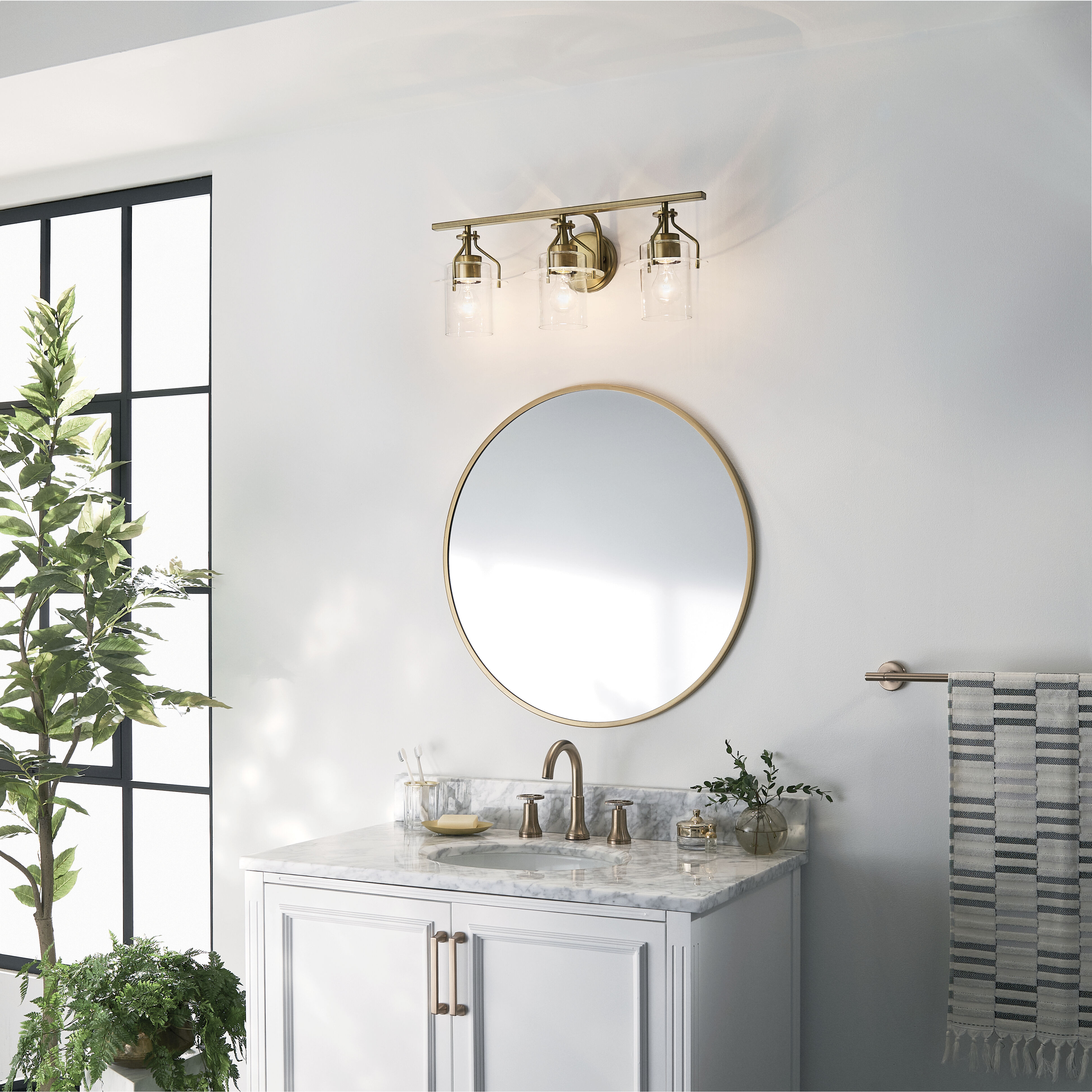 Brushed brass bathroom lighting 2025
