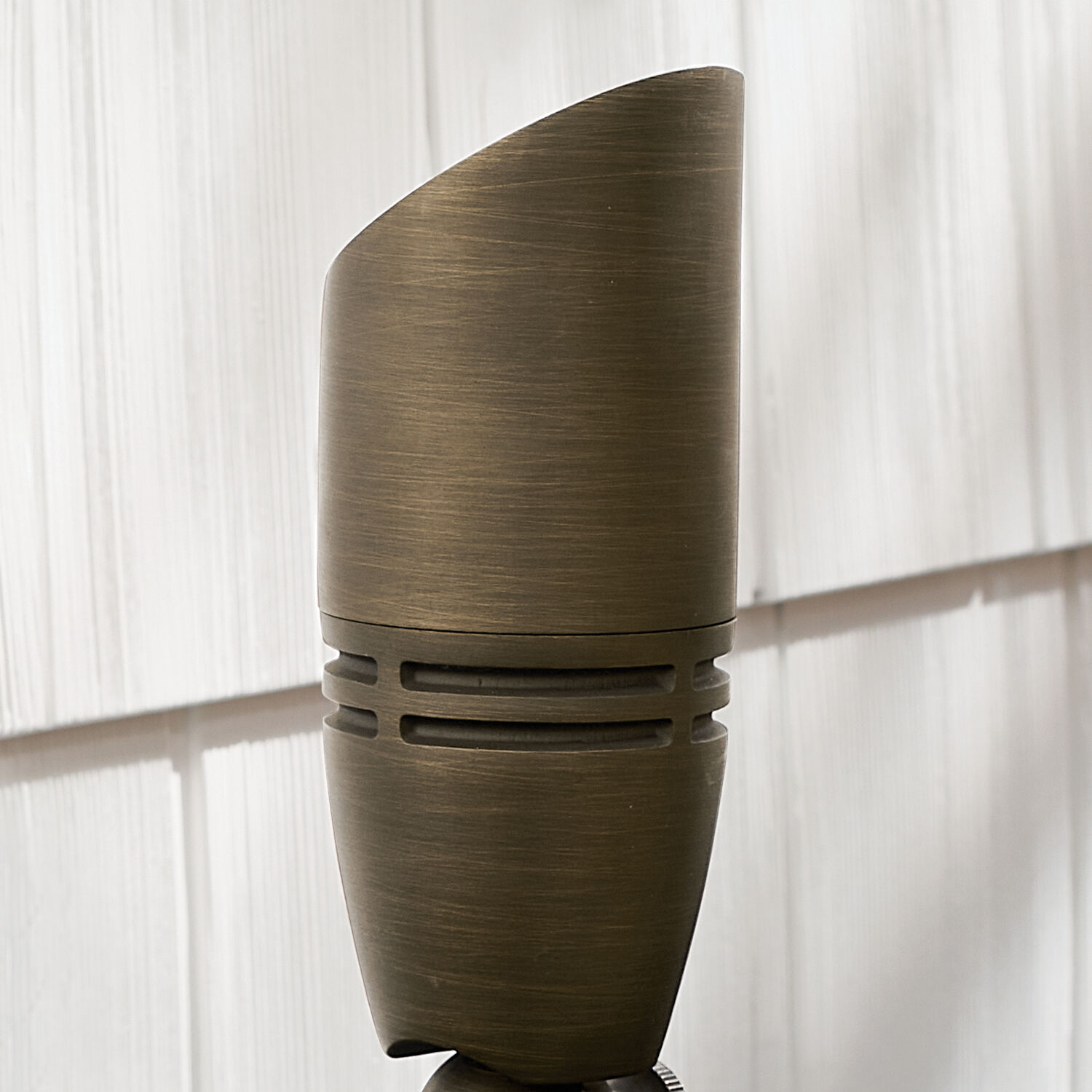 Independence Centennial Brass Landscape 12V Accessory