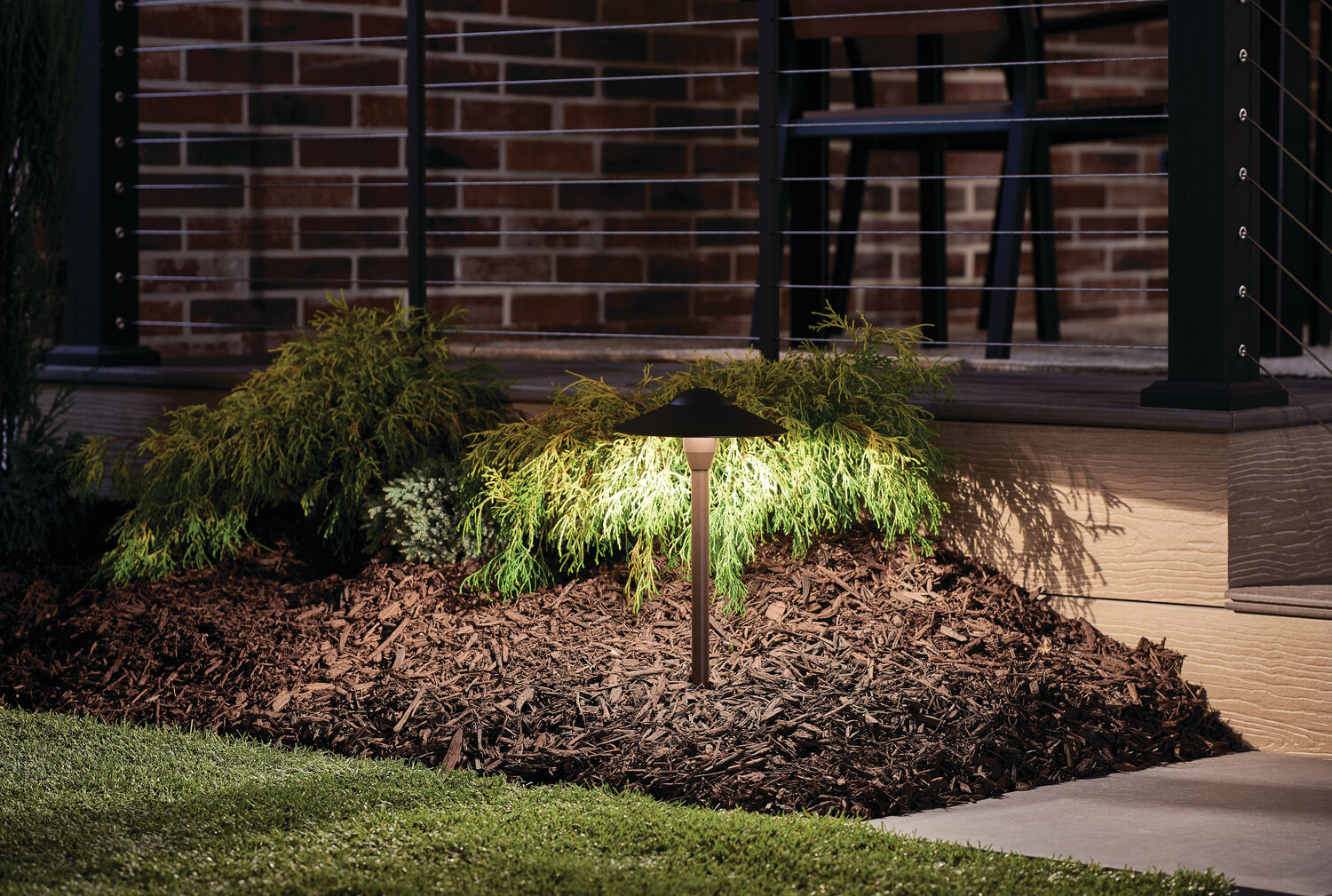 Independence 12 16.00 watt Textured Architectural Bronze Landscape 12V Path & Spread