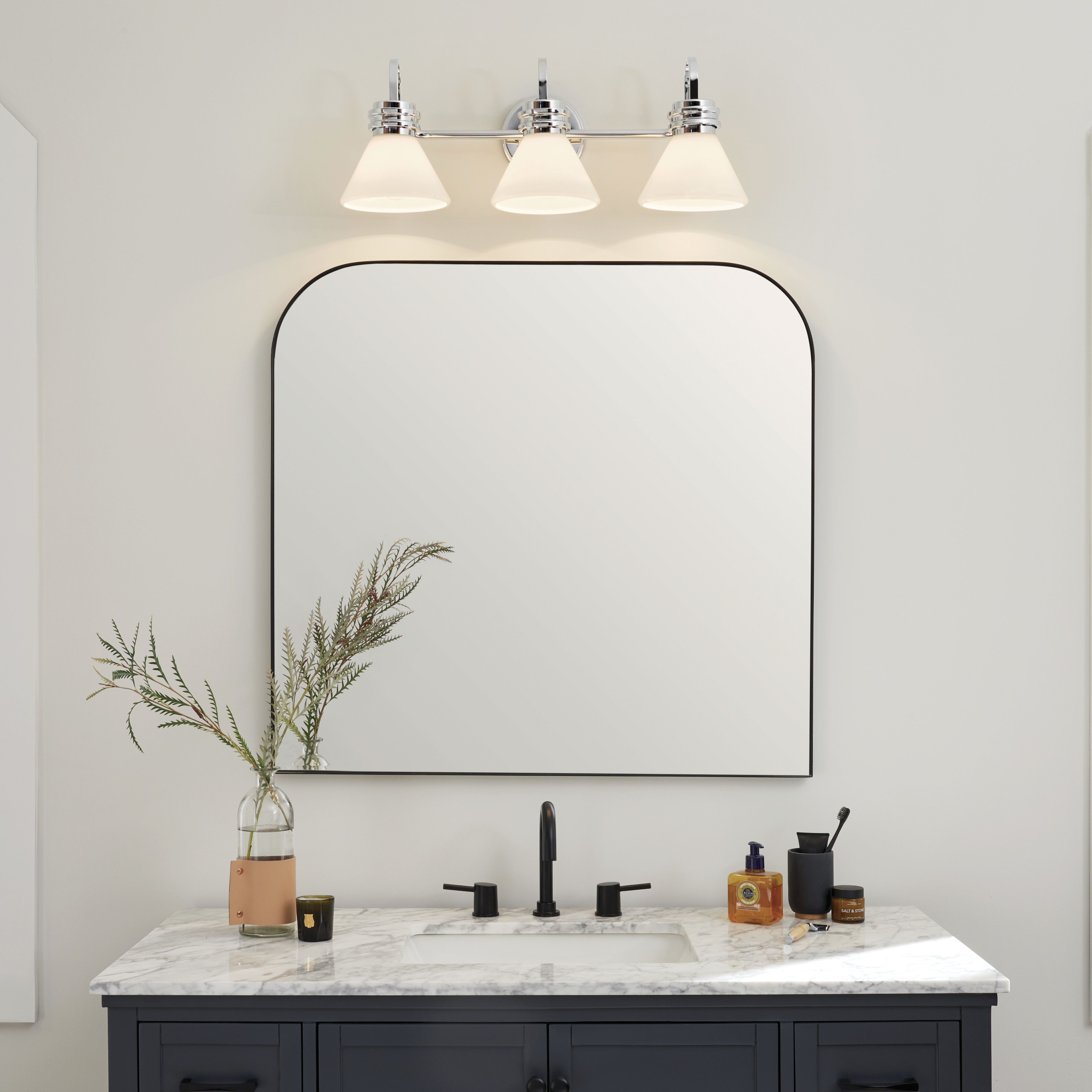 Chrome and black vanity light outlet