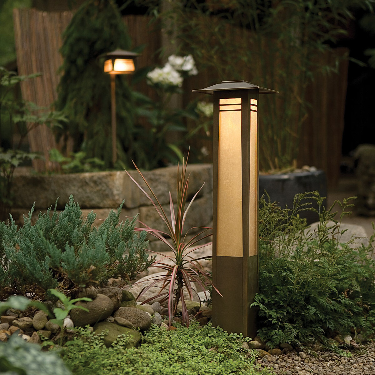 Bronze sales landscape lighting